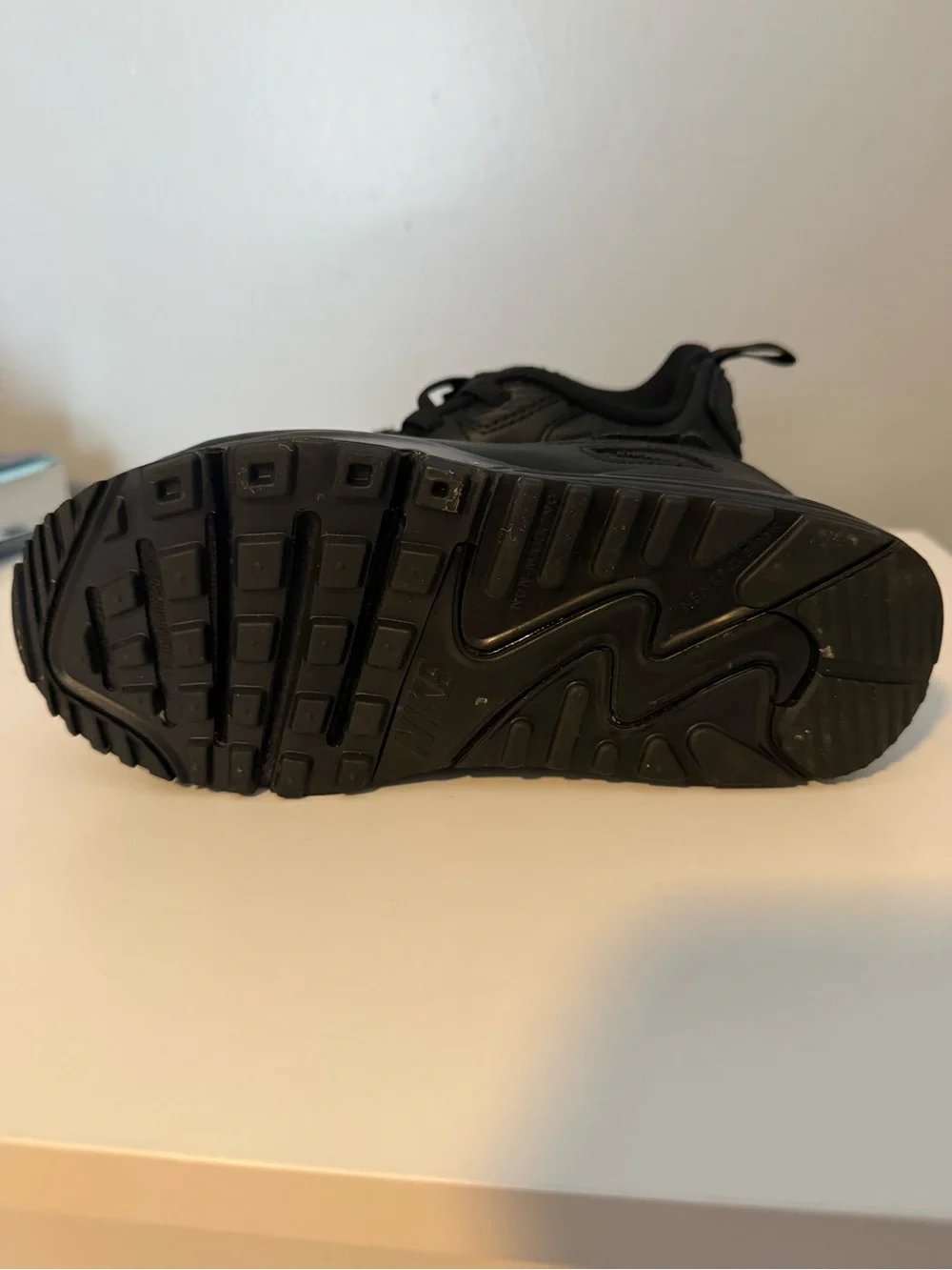 Nike Kids Black Leather Low-Top Sneakers